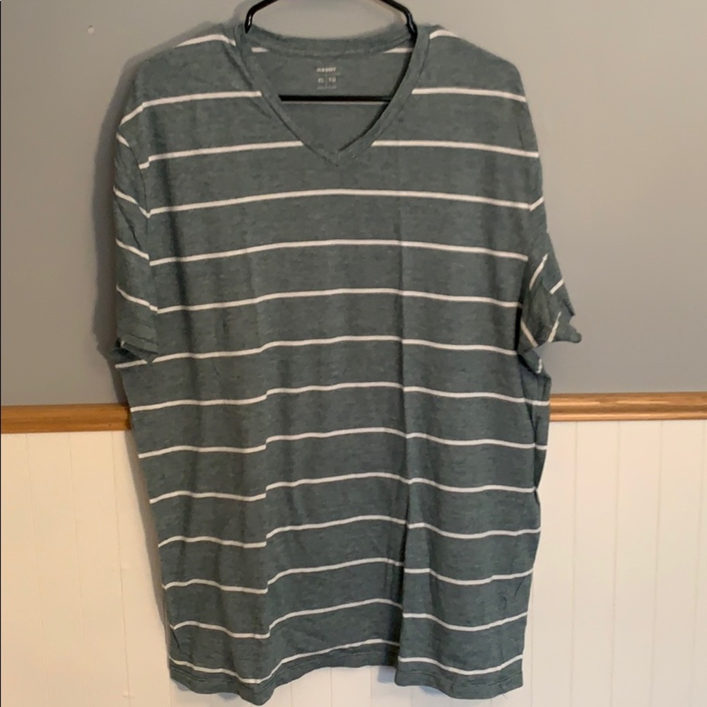Old Navy Tee